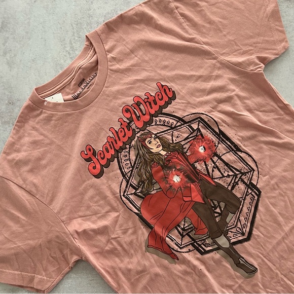 Marvel WandaVision Scarlet Witch Retro Women's T-Shirt, M NWT - Picture 3 of 5